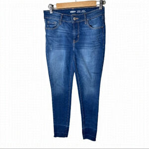 𝅺old navy rockstar raw hem jeans size 4